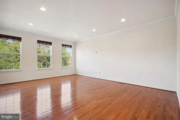 $3,000 | 9074 Belo Gate Drive, Manassas Park, VA 20111