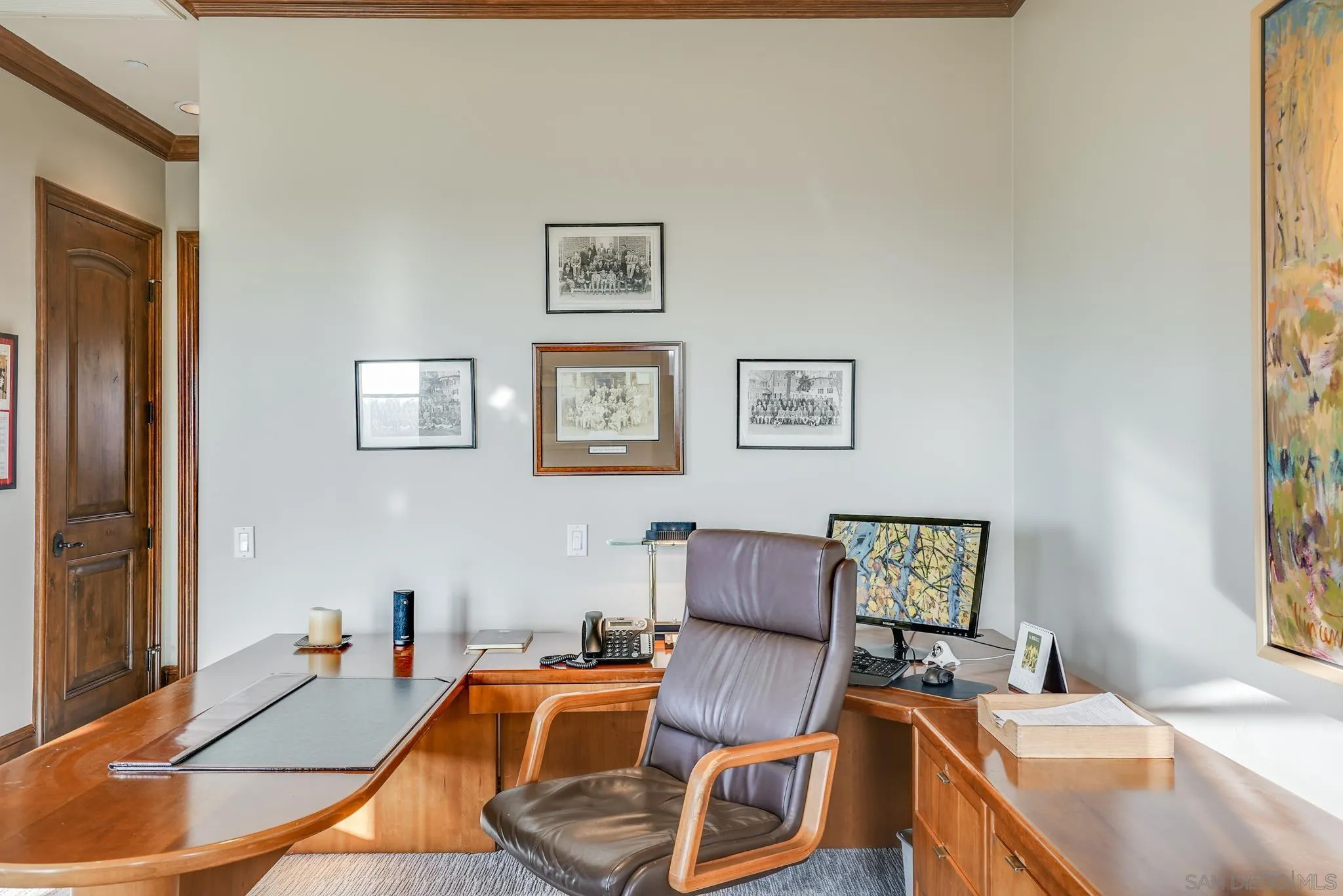 16581 Rd To Rio San Diego, CA 92127 - Photo 44 of 48 a living room with furniture