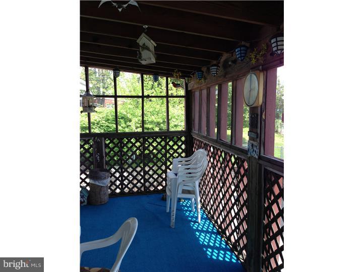 1063 Surrey Road Philadelphia, PA 19115 - Photo 12 of 14