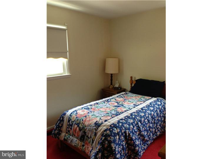 1063 Surrey Road Philadelphia, PA 19115 - Photo 10 of 14