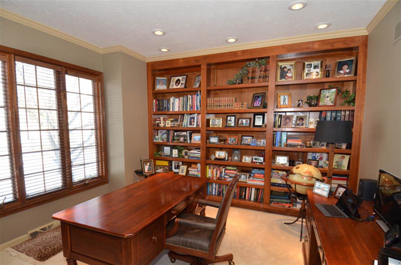 15545 Spring Court Granger, IN 46530 - Photo 17 of 30 Gallery Image 17
