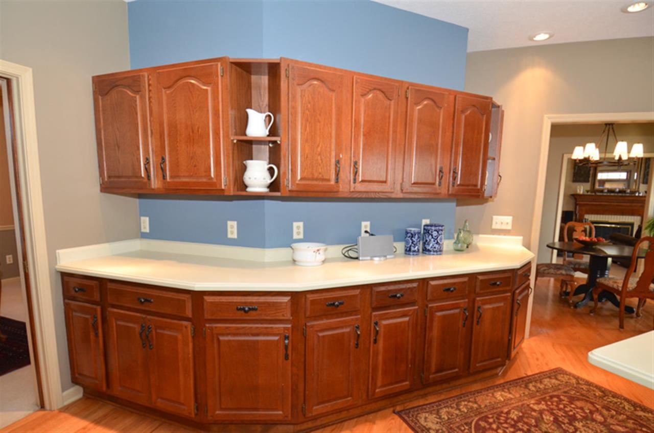 15545 Spring Court Granger, IN 46530 - Photo 9 of 30 Gallery Image 9