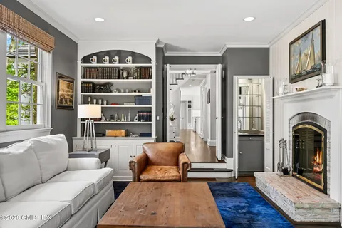 $4,790,000 | 8 Haskell Lane, Darien, CT 06820