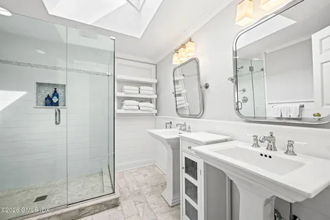 $4,790,000 | 8 Haskell Lane, Darien, CT 06820