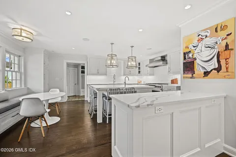 $4,790,000 | 8 Haskell Lane, Darien, CT 06820