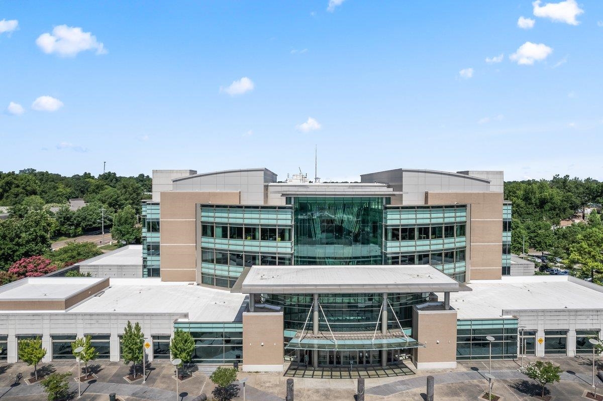 3080 Walnut Grove Road, Unit 507 Memphis, TN 38111 - Photo 26 of 27 View of Central Library from balcony
