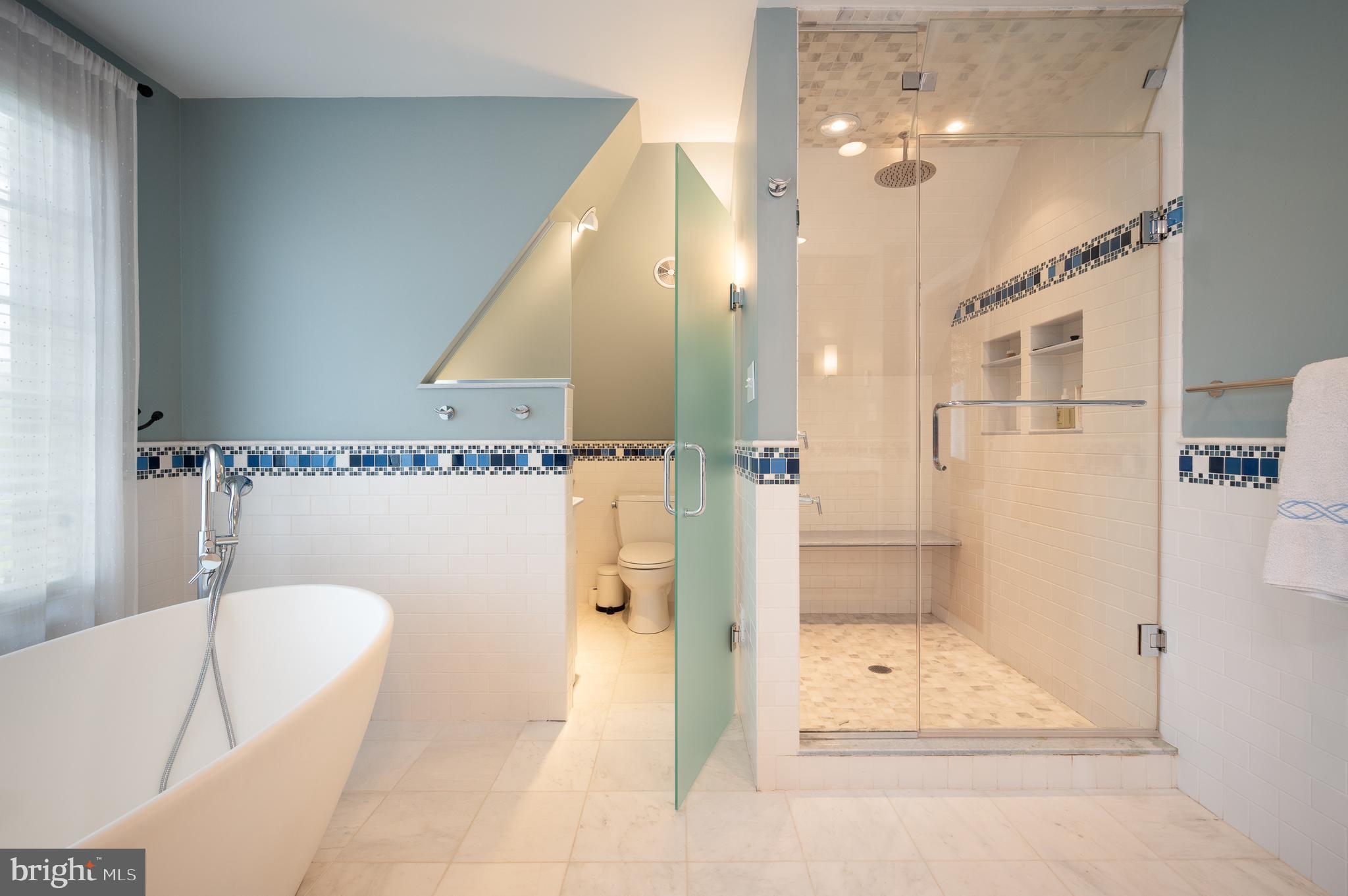 1002 Overbrook Road Wilmington, DE 19807 - Photo 33 of 61 Shower or bath....you can chose!