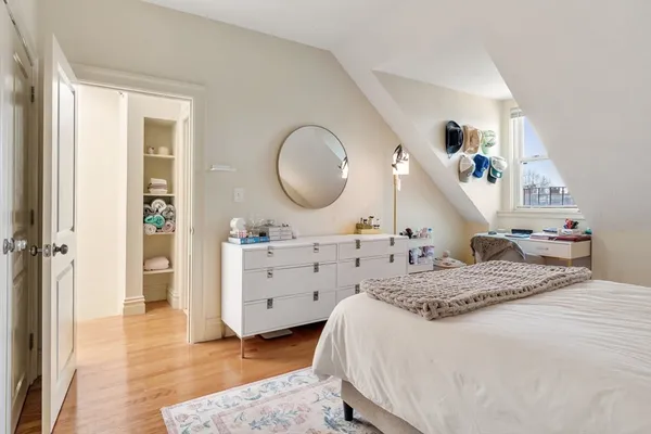 $5,800 | 70 Rutland Street, Unit 3, Boston, MA 02118