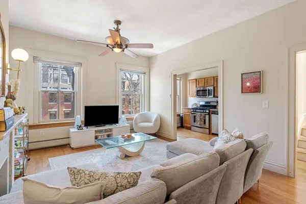 $5,800 | 70 Rutland Street, Unit 3, Boston, MA 02118