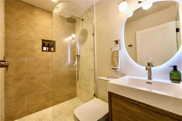 $1,749,000 | 10461 Southwest 121st Street, Miami, FL 33176