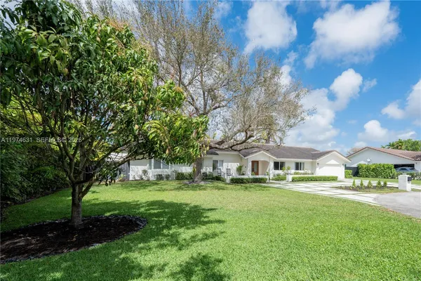 $1,749,000 | 10461 Southwest 121st Street, Miami, FL 33176