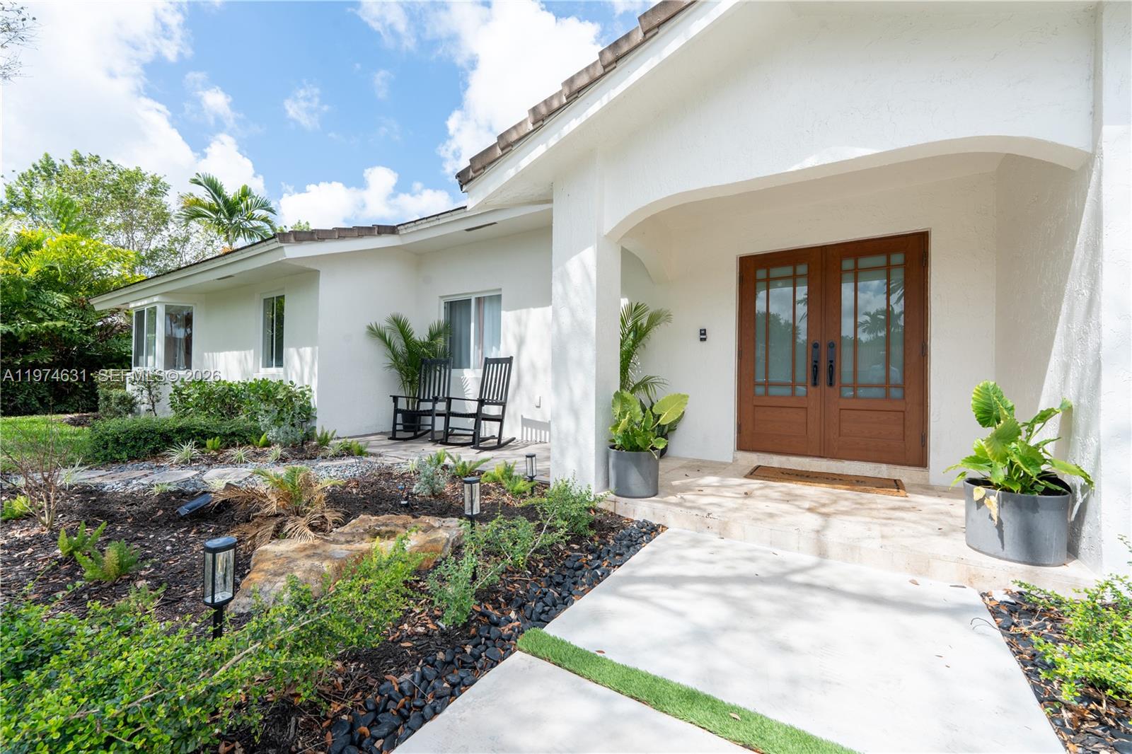 10461 Southwest 121st Street Miami, FL 33176 - Photo 5 of 43