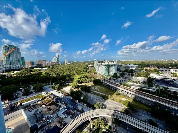 $2,800 | 60 Southwest 13th Street, Unit 1605, Miami, FL 33130