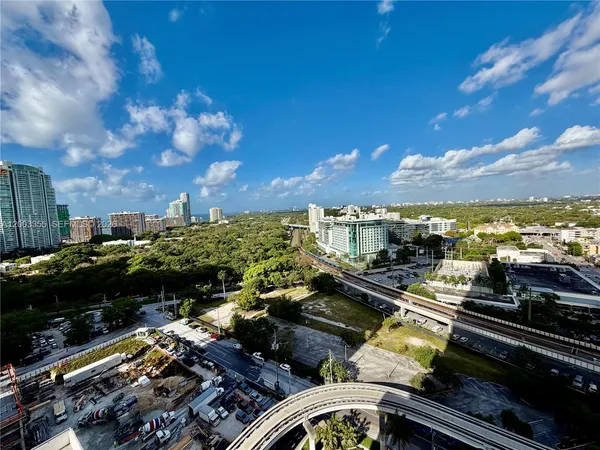 $2,800 | 60 Southwest 13th Street, Unit 1605, Miami, FL 33130