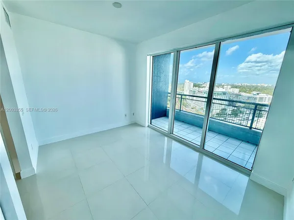 $2,800 | 60 Southwest 13th Street, Unit 1605, Miami, FL 33130
