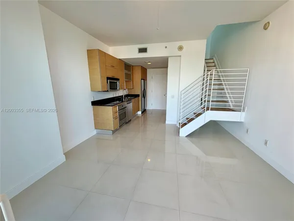 $2,800 | 60 Southwest 13th Street, Unit 1605, Miami, FL 33130