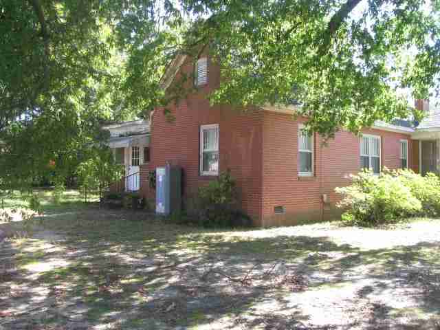 625 Blue Ridge Avenue Belton, SC 29627 - Photo 3 of 17