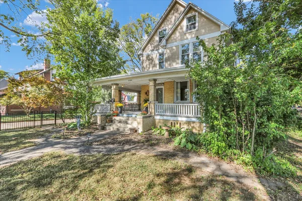 $394,900 | 1120 West Church Street, Champaign, IL 61821