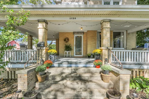 $394,900 | 1120 West Church Street, Champaign, IL 61821