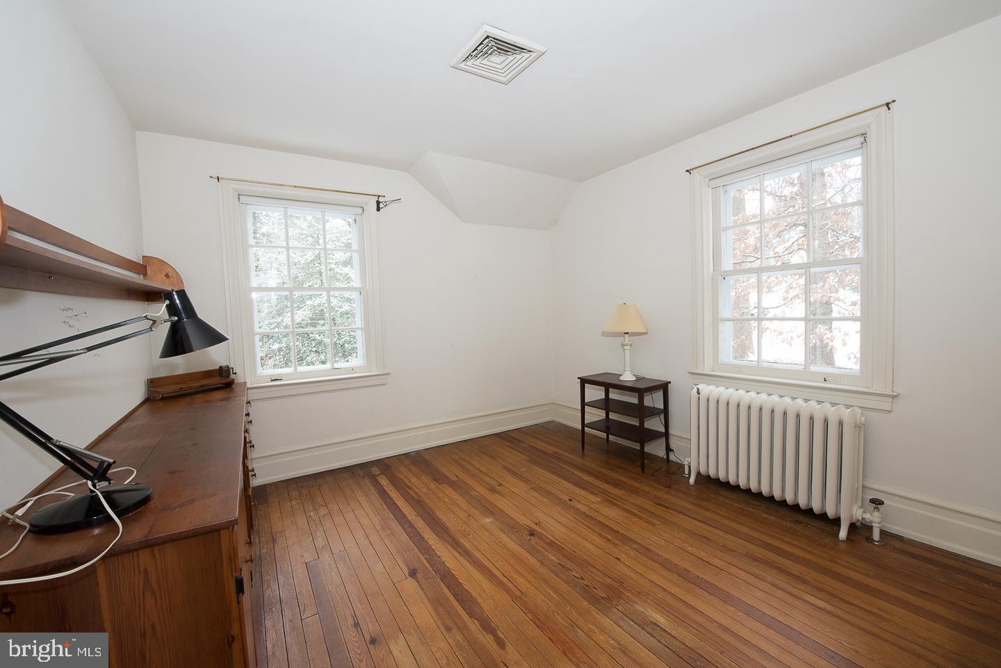 41 Narbrook Park Narberth, PA 19072 - Photo 15 of 20