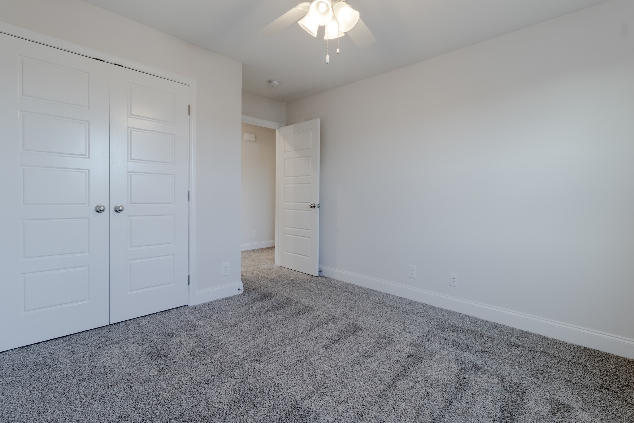 217 Clark Road Clarksville, TN 37042 - Photo 26 of 36 a view of an empty room and chandelier fan