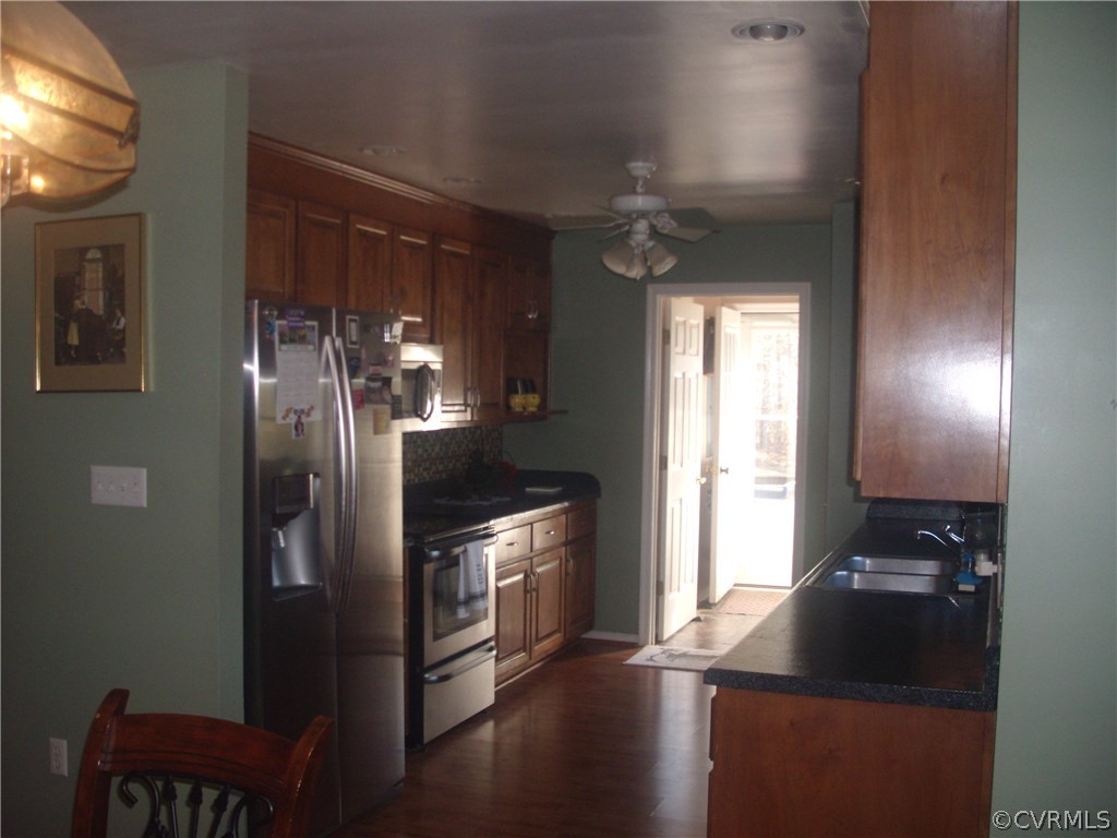 17800 Loving Union Road Disputanta, VA 23842 - Photo 8 of 15 Gallery Image 8