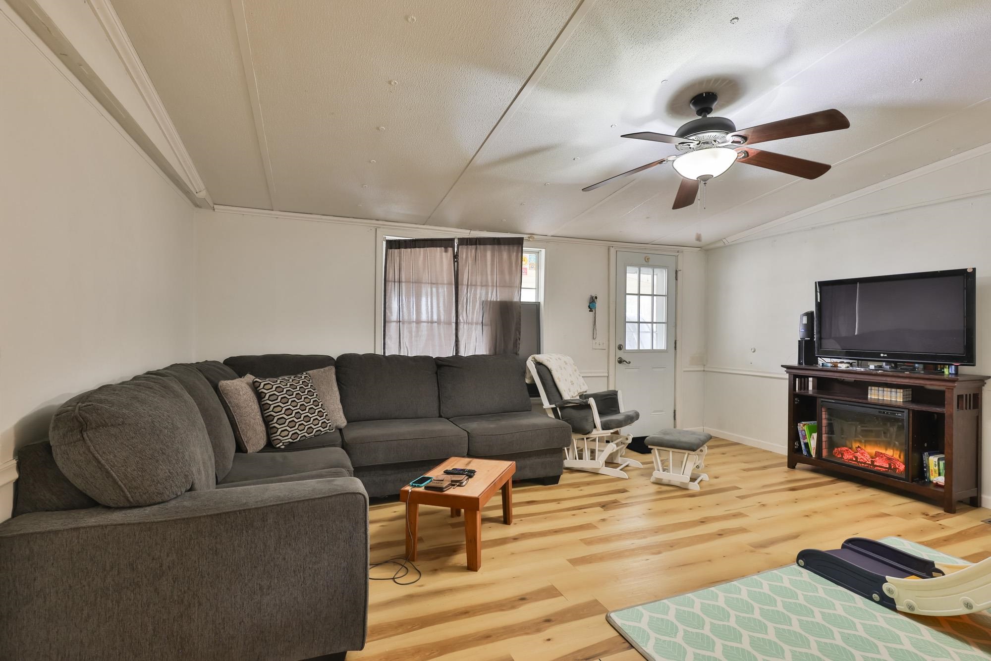 78 Dove Street Georgetown, SC 29440 - Photo 6 of 28