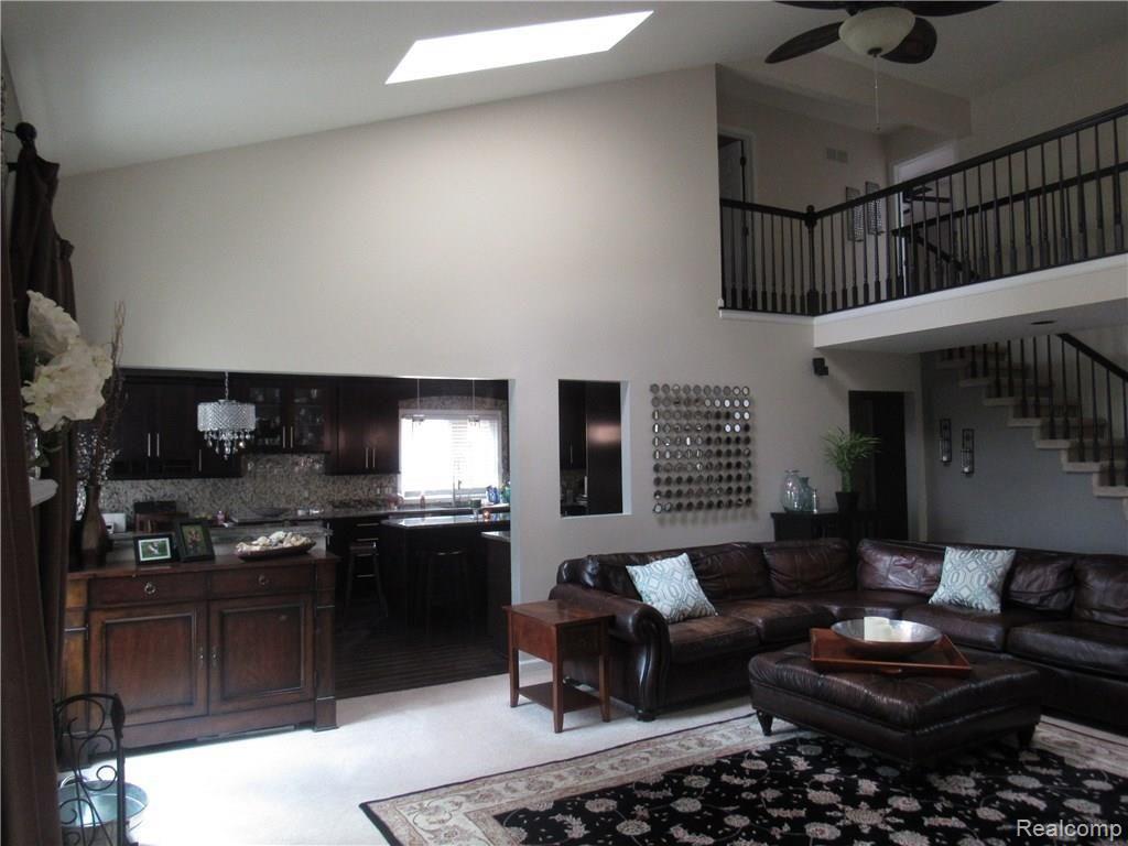 342 Jonathan Drive Rochester Hills, MI 48307 - Photo 9 of 25