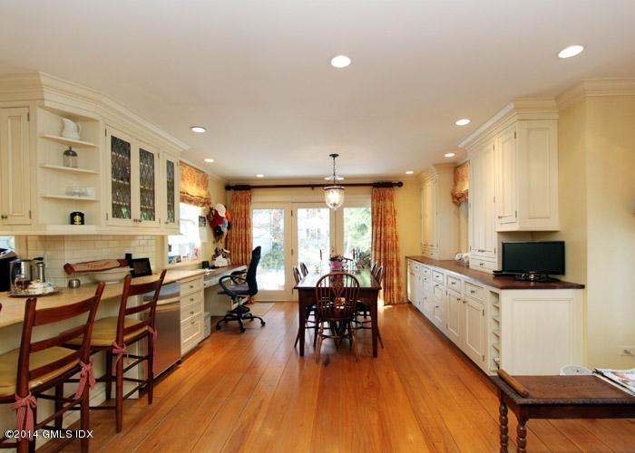 151 Shore Road Old Greenwich, CT 06870 - Photo 4 of 16 151 Shore Rd