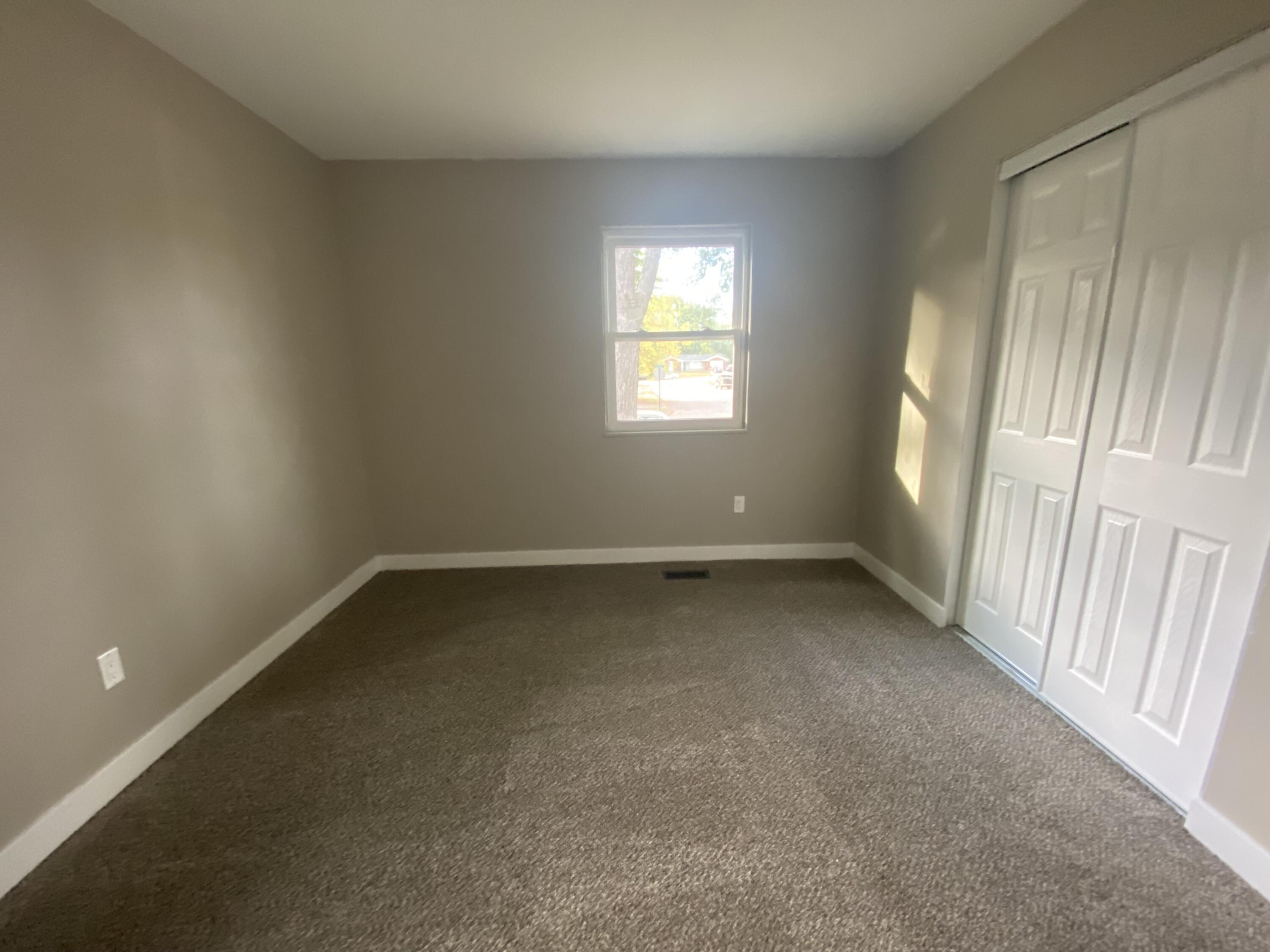 1329 Lee Road Troy, OH 45373 - Photo 11 of 21 Gallery Image 11