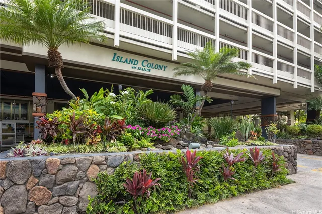 $540,000 | 445 Seaside Avenue, Unit 2402, Honolulu, HI 96815