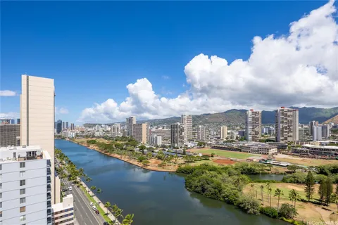 $540,000 | 445 Seaside Avenue, Unit 2402, Honolulu, HI 96815