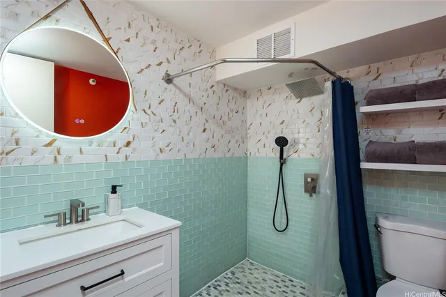 $540,000 | 445 Seaside Avenue, Unit 2402, Honolulu, HI 96815