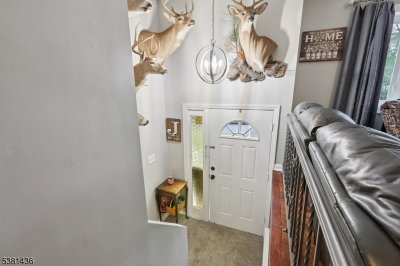 23 Fordham Trail Hopatcong, NJ 07843 - Photo 5 of 31