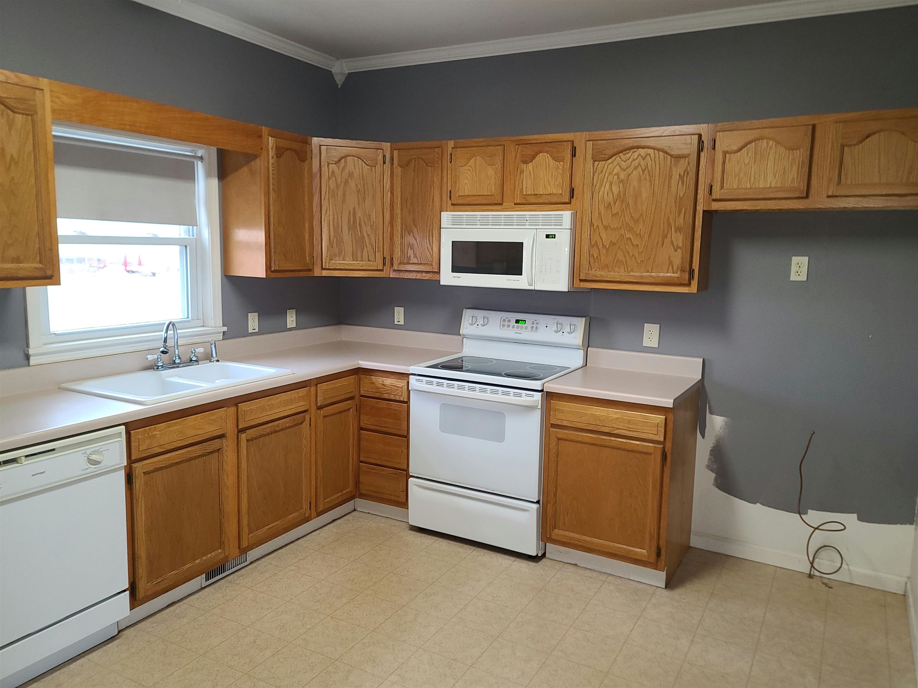 5271 Easton Road New Lothrop, MI 48460 - Photo 6 of 21 50097287-6.JPG