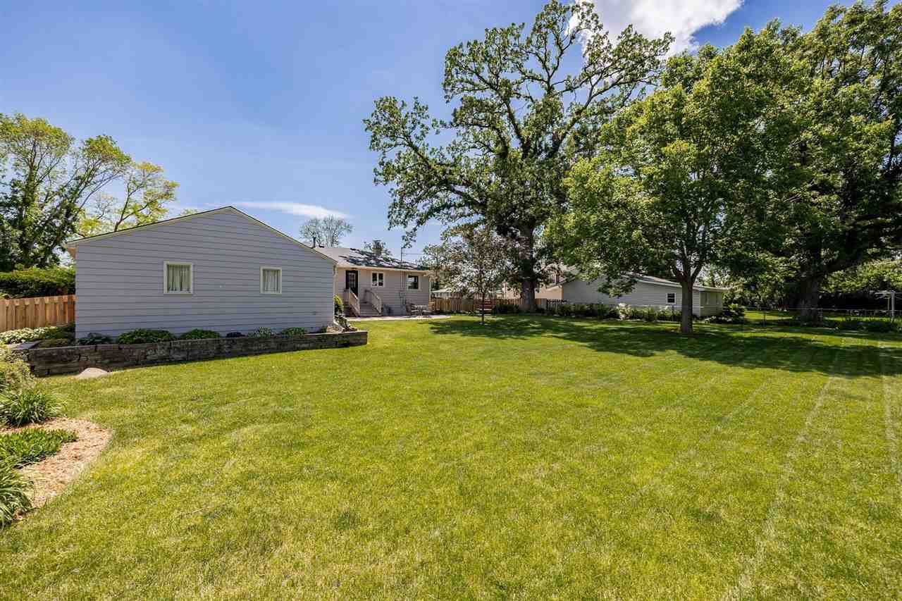 1004 Raney Street Hiawatha, IA 52233 - Photo 32 of 34 Gallery Image 32