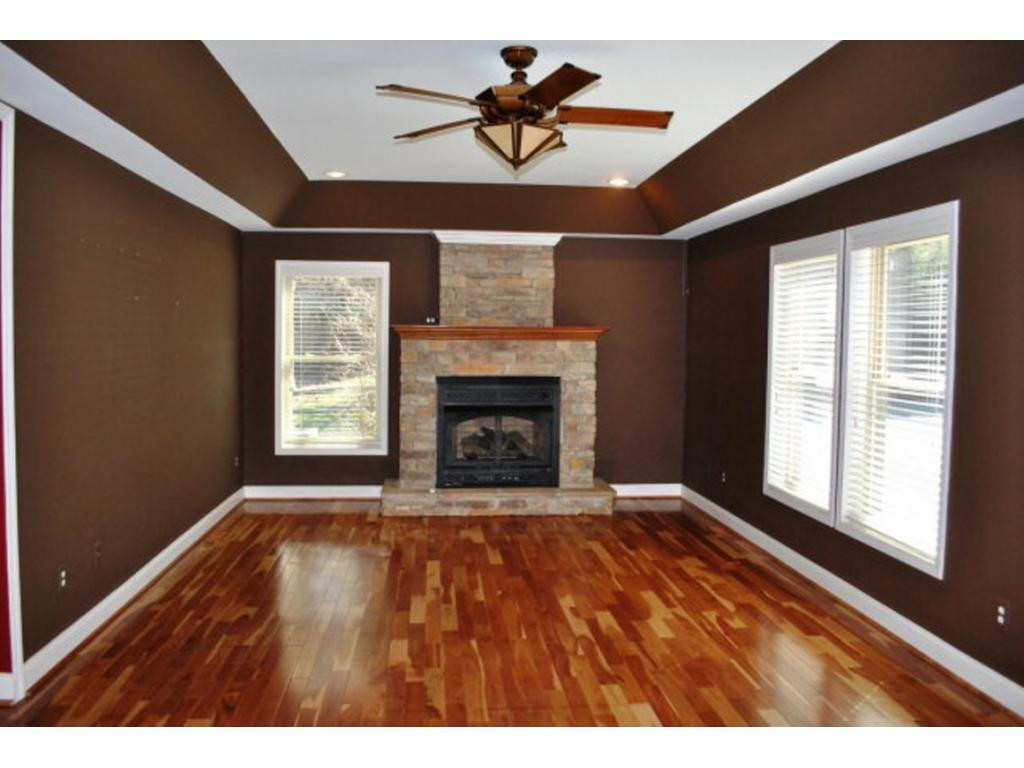 1081 Deck Hill Road Boone, NC 28607 - Photo 3 of 16 Living Room