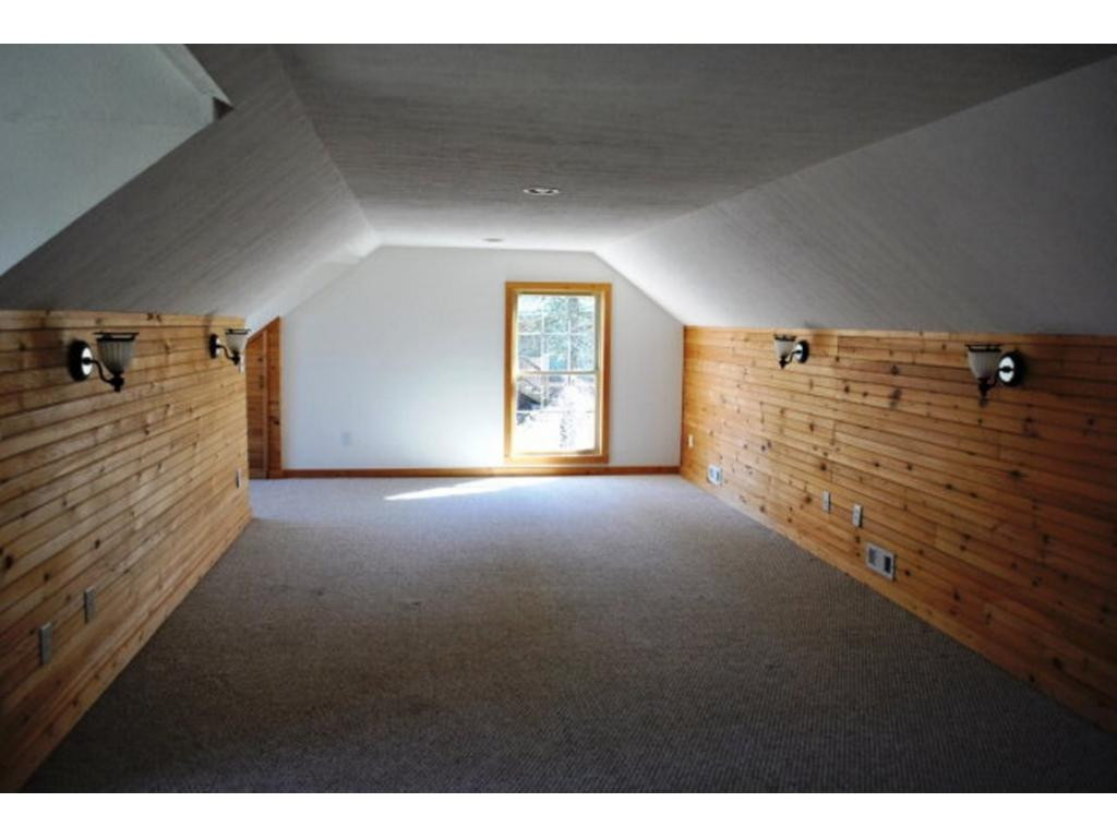 1081 Deck Hill Road Boone, NC 28607 - Photo 10 of 16 Upper Bonus Room