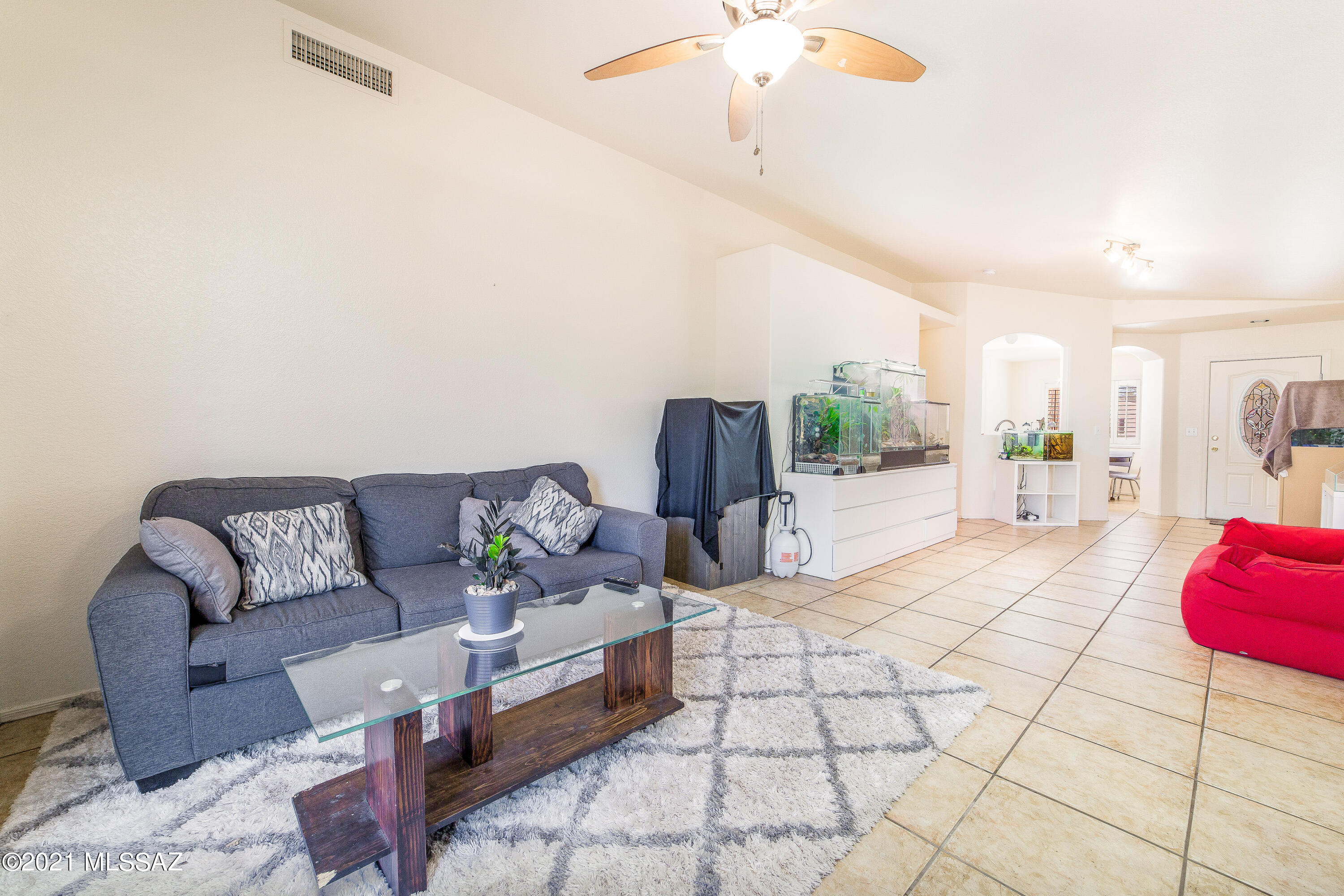 7325 East Cross Ridge Place Tucson, AZ 85710 - Photo 7 of 19