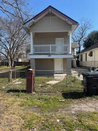 $1,650 | 2115 Mandeville Street, New Orleans, LA 70117