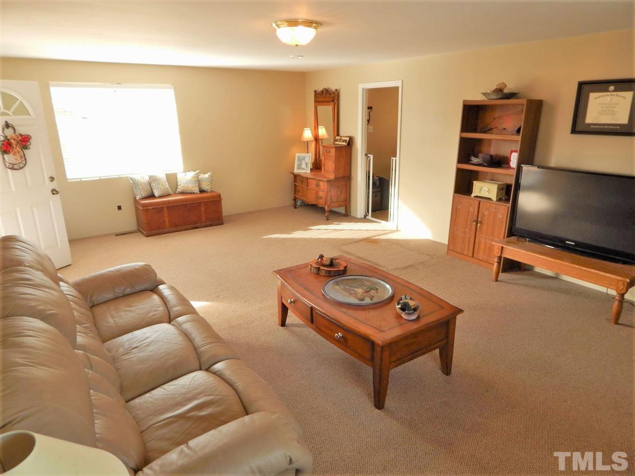 113 Santee Road Durham, NC 27704 - Photo 3 of 24