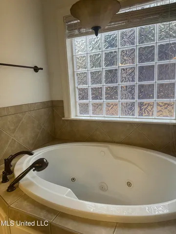 $373,500 | 9 Nottaway Trail, Natchez, MS 39120