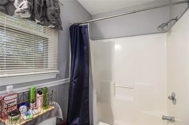 $250,000 | 13 River Oaks Drive Southwest, Cartersville, GA 30120