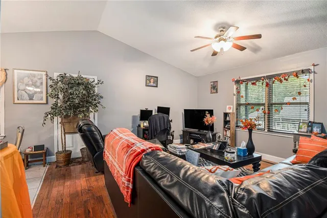 $250,000 | 13 River Oaks Drive Southwest, Cartersville, GA 30120