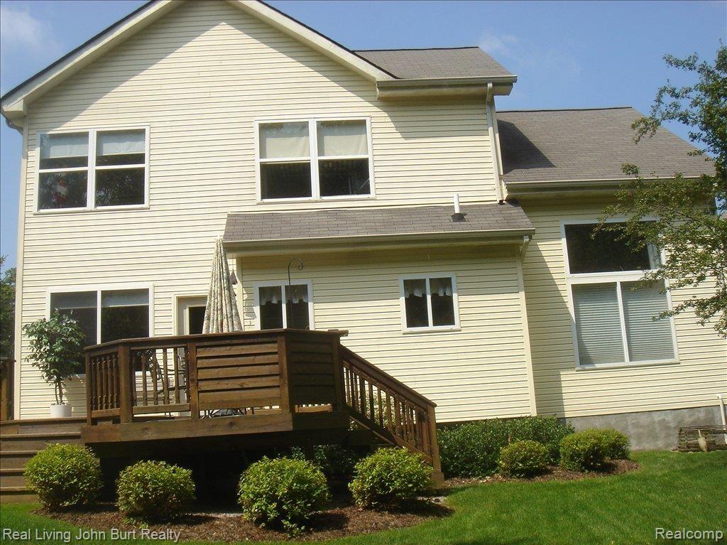 154 Eagle Ridge Road Lake Orion, MI 48360 - Photo 16 of 21 DSC03690
