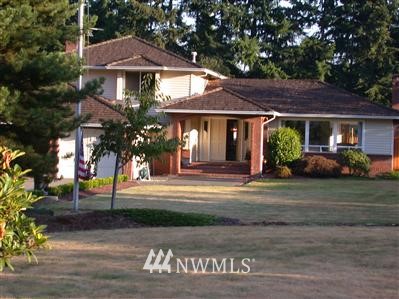 17507 Southeast 136th Street Renton, WA 98059 - Photo 1 of 1