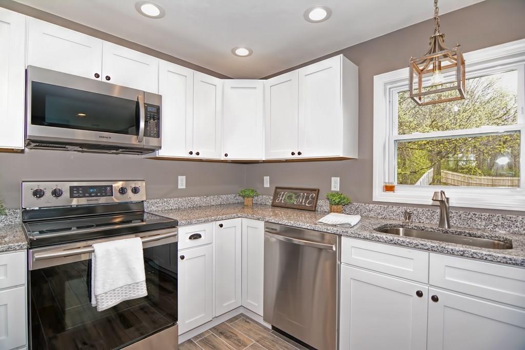 15 Gothic Avenue Worcester, MA 01606 - Photo 5 of 26