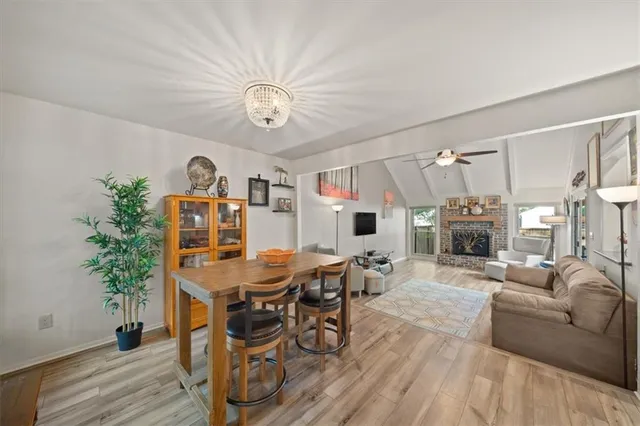 $325,000 | 7913 Colony Lane, Lenexa, KS 66215