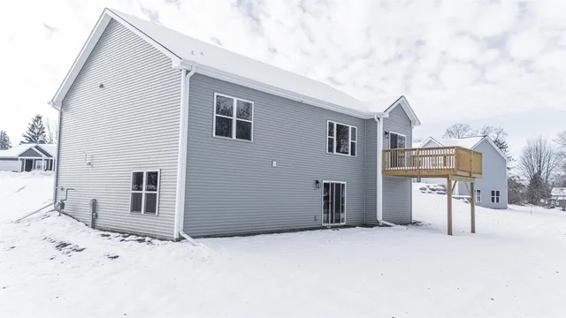 $349,900 | 299 Teri Lee Lane, Orfordville, WI 53576