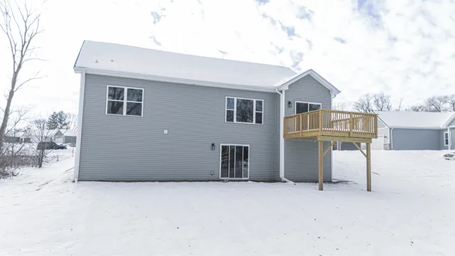 $349,900 | 299 Teri Lee Lane, Orfordville, WI 53576